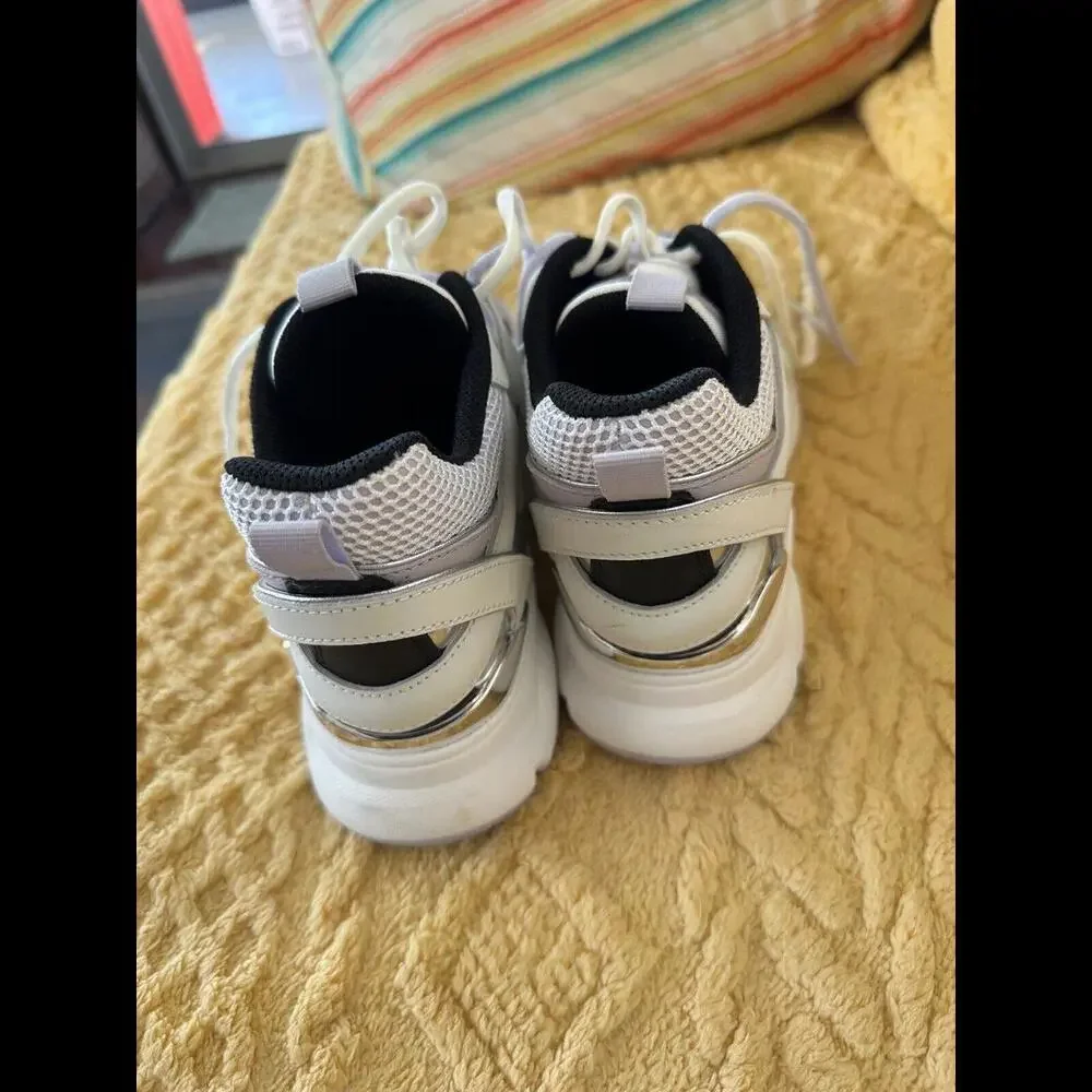Michael Kors Women High Top Wedge Sneakers Shoes White/Silver/Lavender Sz 8.5M - Picture 2 of 6
